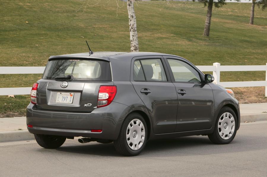  Scion xD 2007 года  (фото 80 из 113)